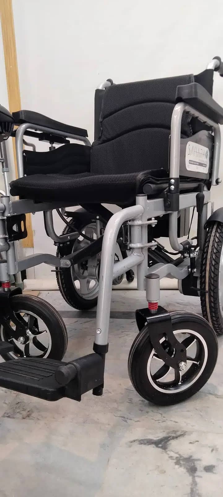 Electric wheelchair Foldable with Warranty Brand New 8