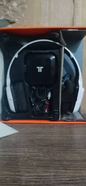 Mad Catz Tritton Kunai Wireless Gaming headset 9