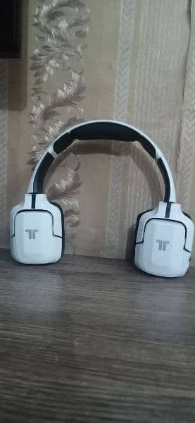 Mad Catz Tritton Kunai Wireless Gaming headset 10