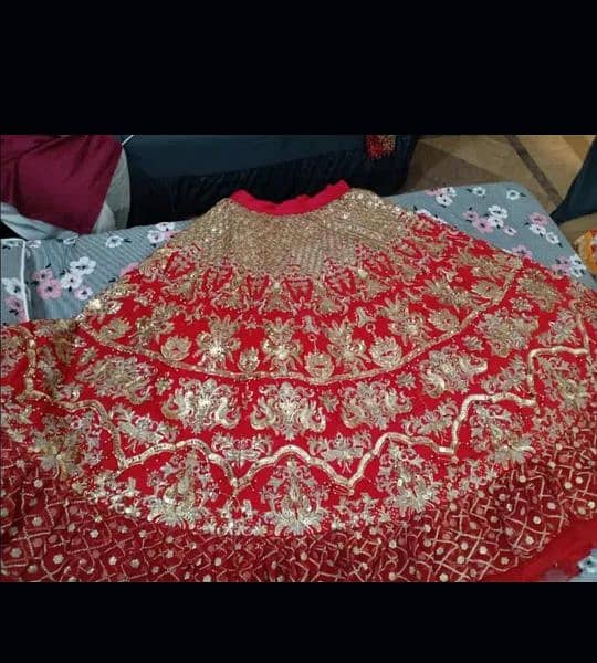 Bridal lehnga (brand name zahra ahmed) 2