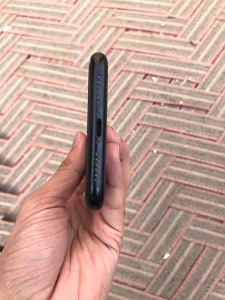 Iphone Xr 64 gb non pta waterpack with box 2