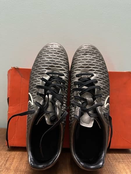 Original Nike Magista Onda FG Size UK_10 EUR_45 Football shoes/studs 2