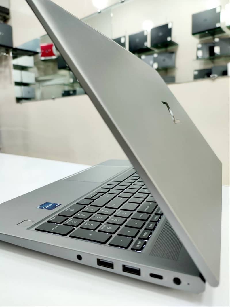 HP ZBook Power G9| i7-12th Gen| 8GB RTX A2000| 64GB RAM DDR5/256GB SSD 10