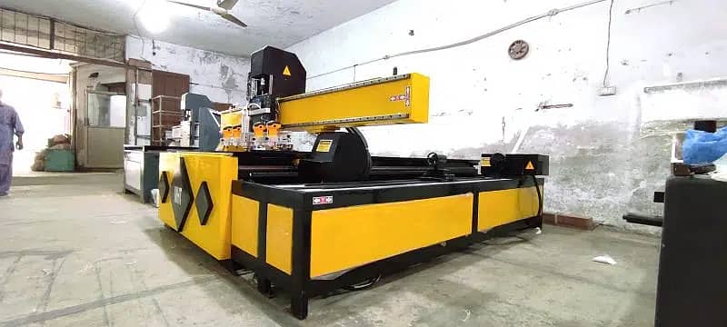 CNC Wood Router plasma cutting Machine CNC Machine/Leaser Cutting M 1