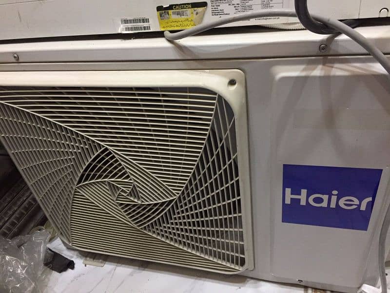 Haier 1.5 heat & cool DC inverter & Geepas wall heater 2