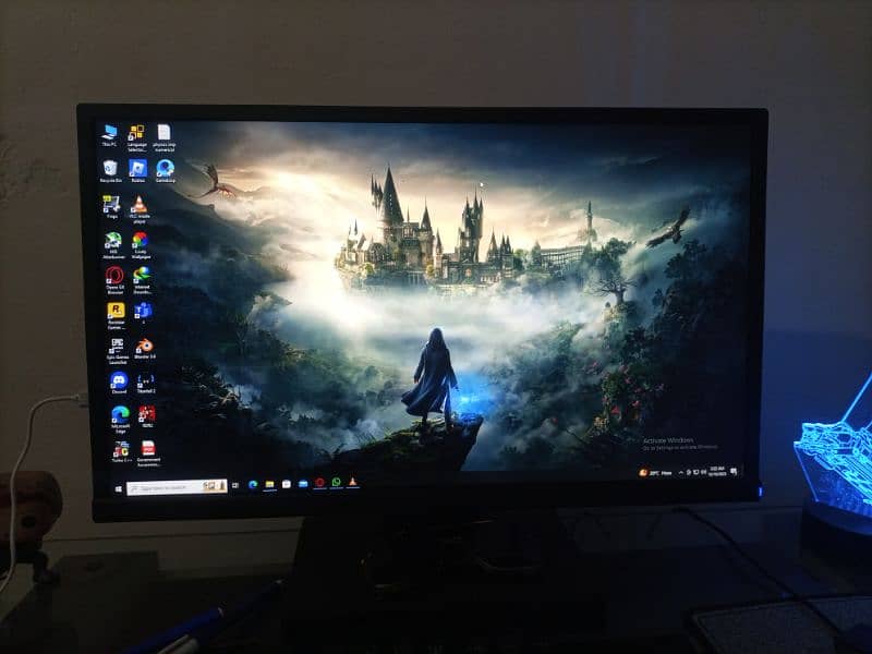 led monitor 2