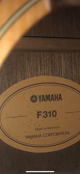 Yamaha f310 acoustic guitar 3