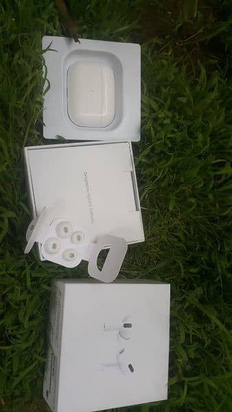 Apple Airpods pro 2nd generation 5
