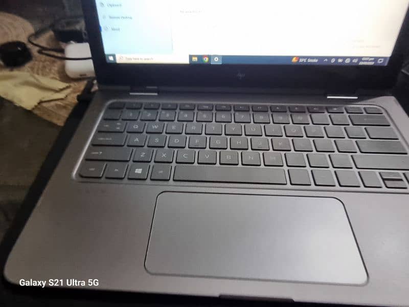 hp ENVY laptop 13-YOXX 2