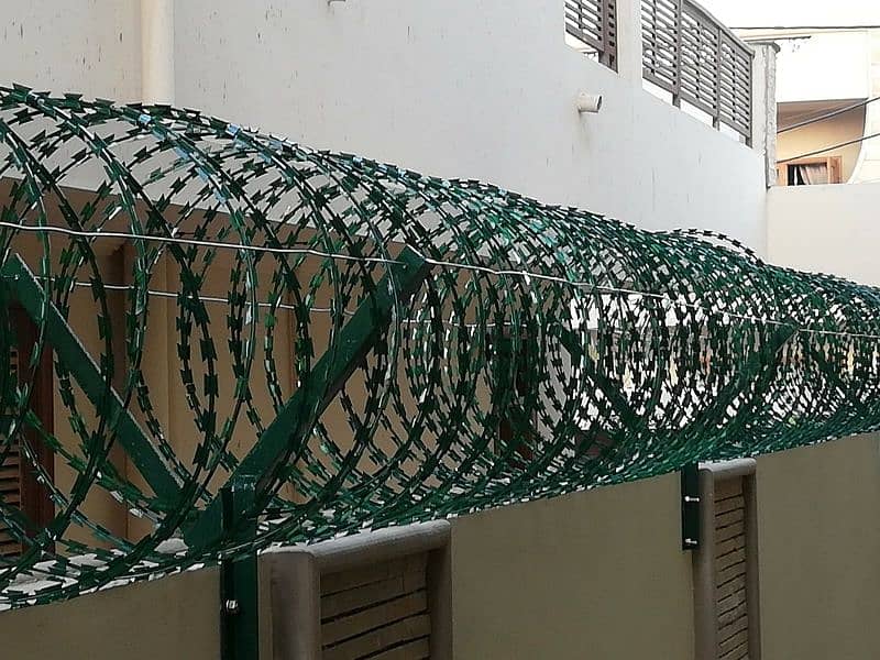 Best Razor Wire Installation In Karachi | All Type Of Fences and Wires 8
