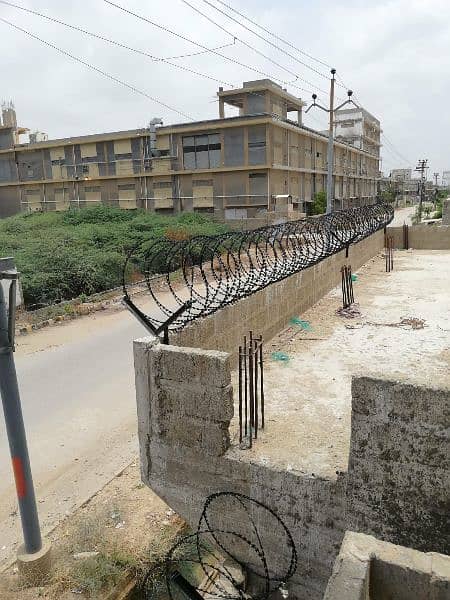 Best Fence Installation in Pakistan - Crimped Mesh - Jali - Razor wire 4