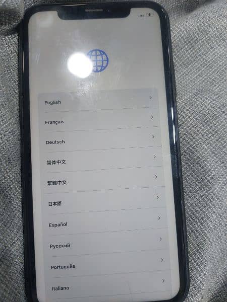 iPhone xr for parts selling camera battery body board ic screen sold 0