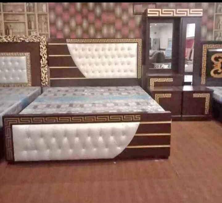 bed / king size / double bed / wooden bed / bed dressing side table 3