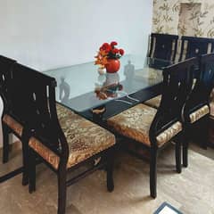 Dinning Table, 6 Chairs, 12mm Glass 4.5x6feet