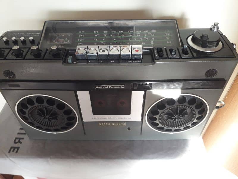 National Panasonic 4 band stereo cassettes recorder 1