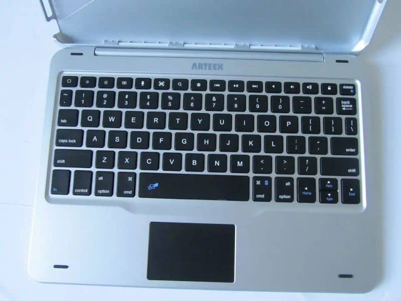 Arteck iPad 9th Gen (10.2-inch, 2021) Keyboard Case, 3