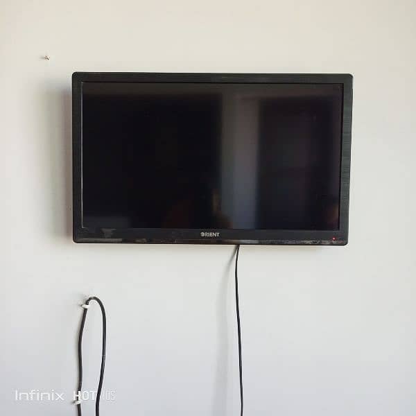 22 inch Orient LED as like new all things working with Remote. 3