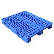 perforated rackable pallets 1