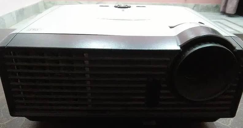 Optoma EP 719 Projector 0