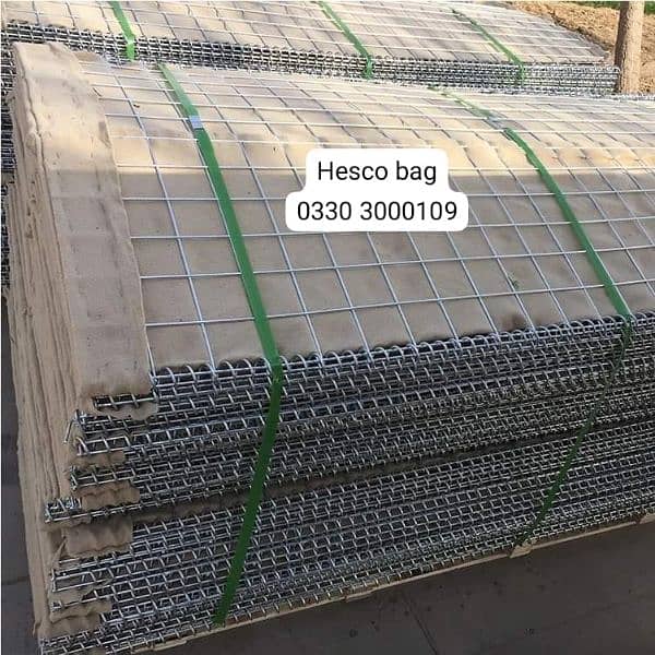 Chain link fence , Razor barbed security mesh wire hesco bag Gabion 6