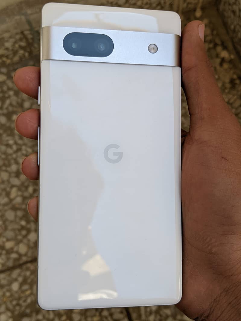 Google pixel 7a 4