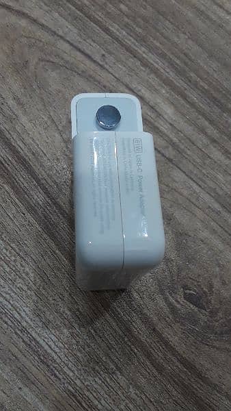 Apple PD Charger for Mac Book 1