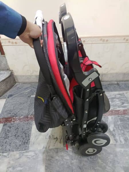 Twin Baby Stroller Pram Brand New Condition 4