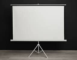 Multimedia Projector Screen o31721182o9 1