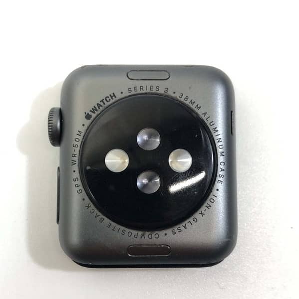 Apple Watch Series 3 99% Health 10/10 Condition ORIGINAL Band Charger 4