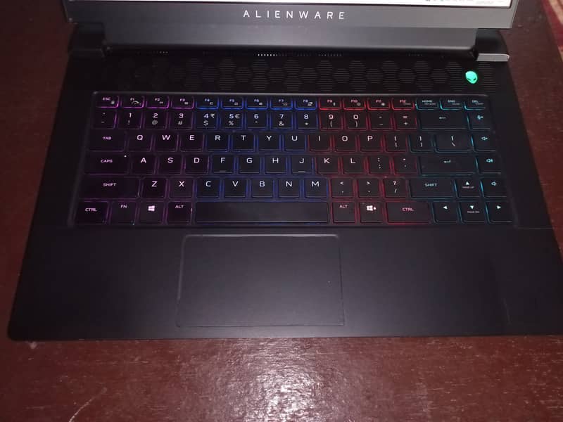 Alienware m15 r5 Ryzen 9 5900hx,3070,1tb,165hz,1ms 100% performance 9