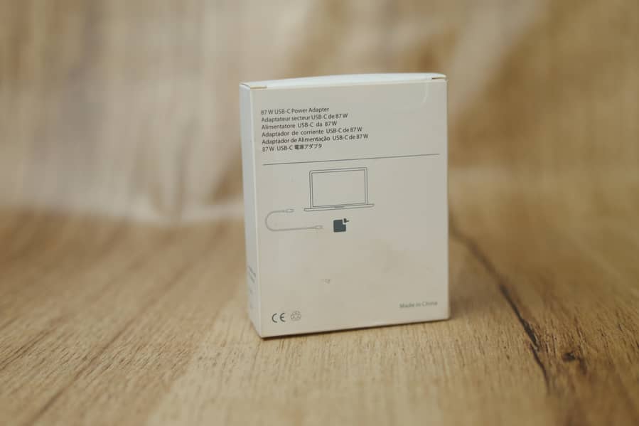Apple Original Type C 87 Watt Charger Adaptor for Macbook 6