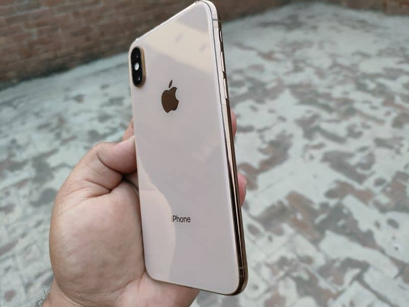 iPhone XS - 64GB - Non PTA - Gold 6