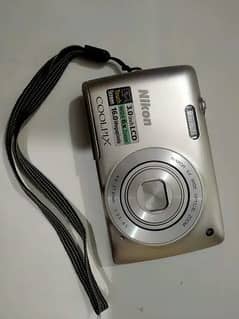 Nikon Coolpix S4200(16 mega pixel)