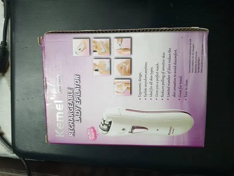 Kemei Rechargeable Electric Hair Removal Device 1