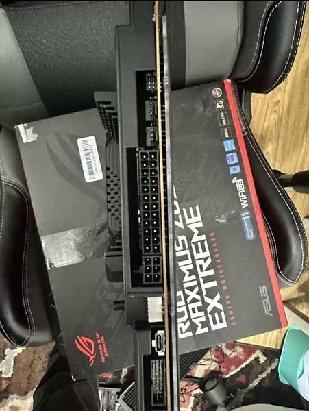 Asus Rog Maximus Z690 Extreme Combo 12700KF with Box TriedentZ 7800MHZ 1