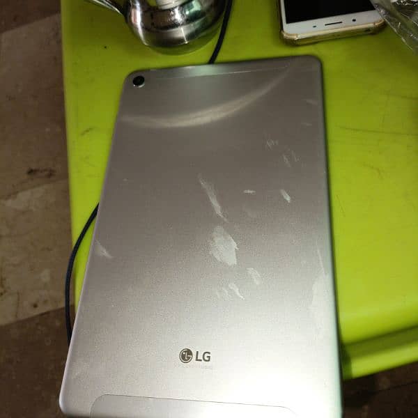 LG pad 5 for sale 4/32 1