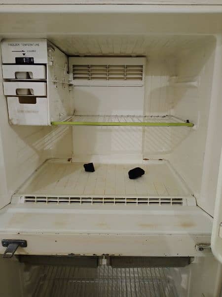 Refrigerator for sale 8