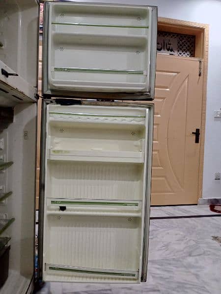 Refrigerator for sale 15