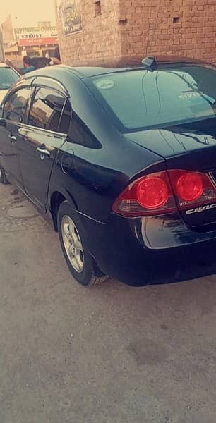 Honda civic model 2007 4