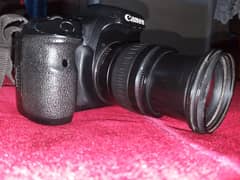 Professional DSLR Canon 7D