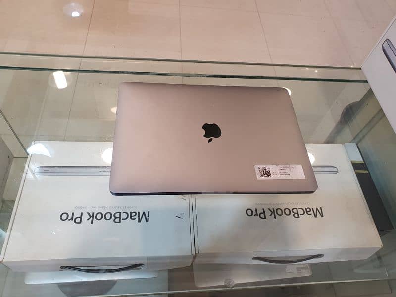 Apple Macbook Pro 2018 2