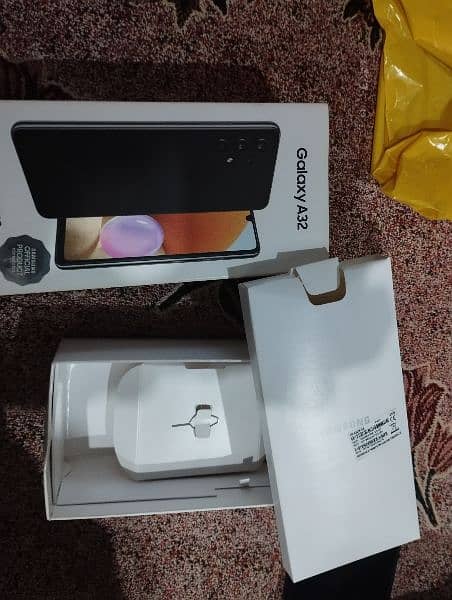 Samsung galaxy a32 6/128 10.10 complete box 0