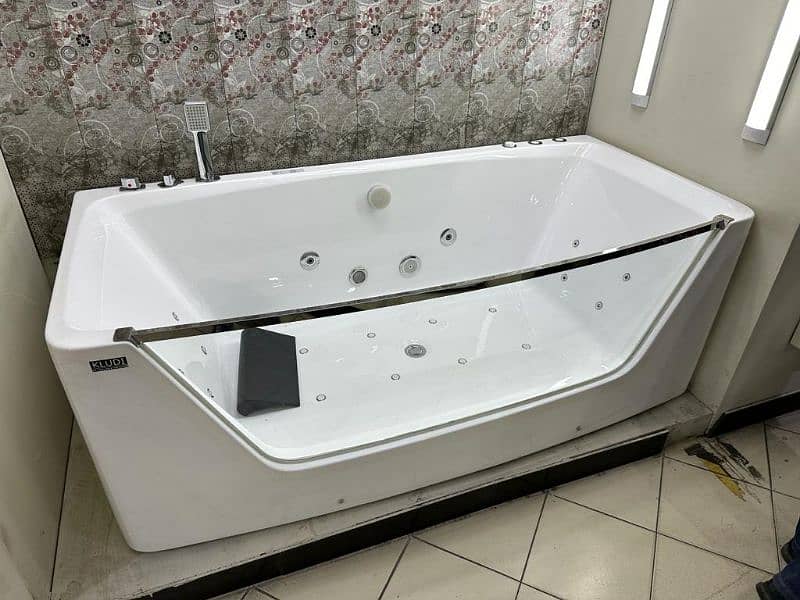 Bathroom Jacuzzi bathtub bathroom vanity 14