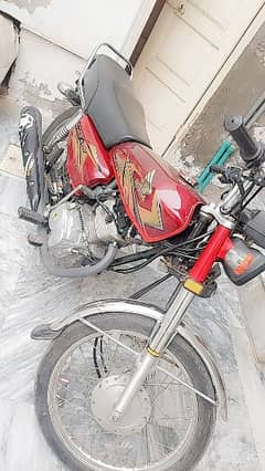 Honda 125 like new.  Just buy and drive. calls only.