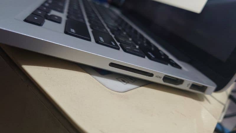 Apple MacBook Pro 2013 9