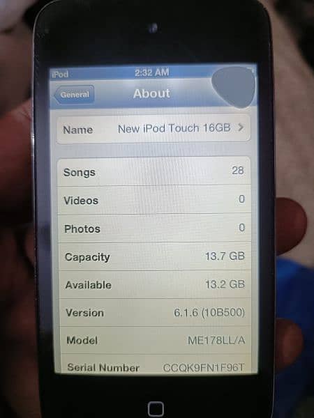 Apple Ipod Touch with camera 16GB 4