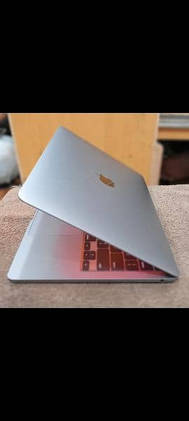 MacBook Pro M1 2020 16GB 256GB 13" CTO Model 14