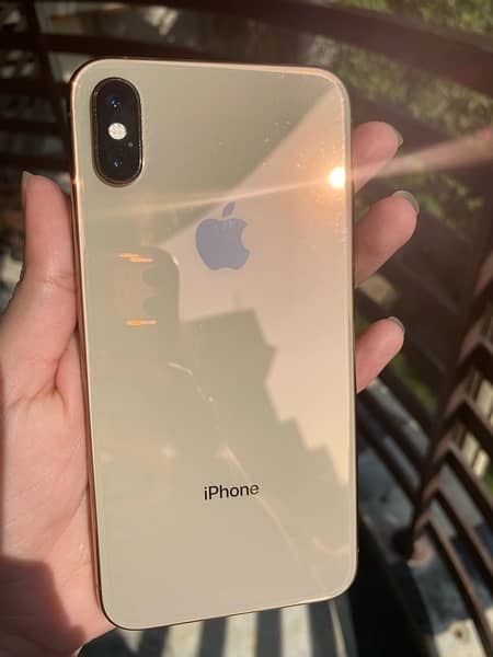 iphone XS Gold with box 2