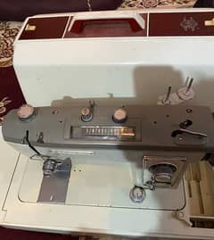 Brother sewing machine Model ZU2 B680