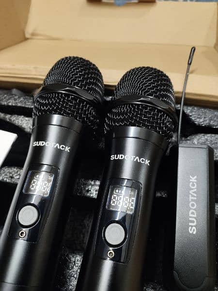 Selling A set of imported Sudotrack Wireless Microphones 5